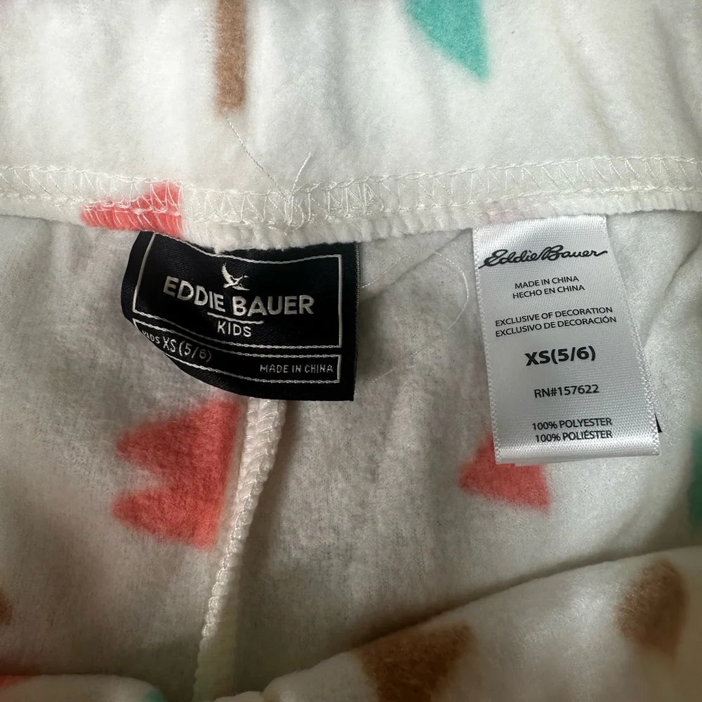 Eddie Bauer Girls Pajamas‎ 4 Piece matching fleece Pants Graphic Top Size XS 5/6